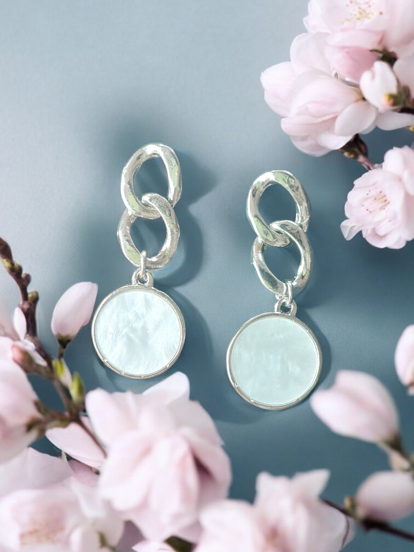 Elegant Dual-Link Drop Earrings – Rose Gold Plated & White Gold Plated 02