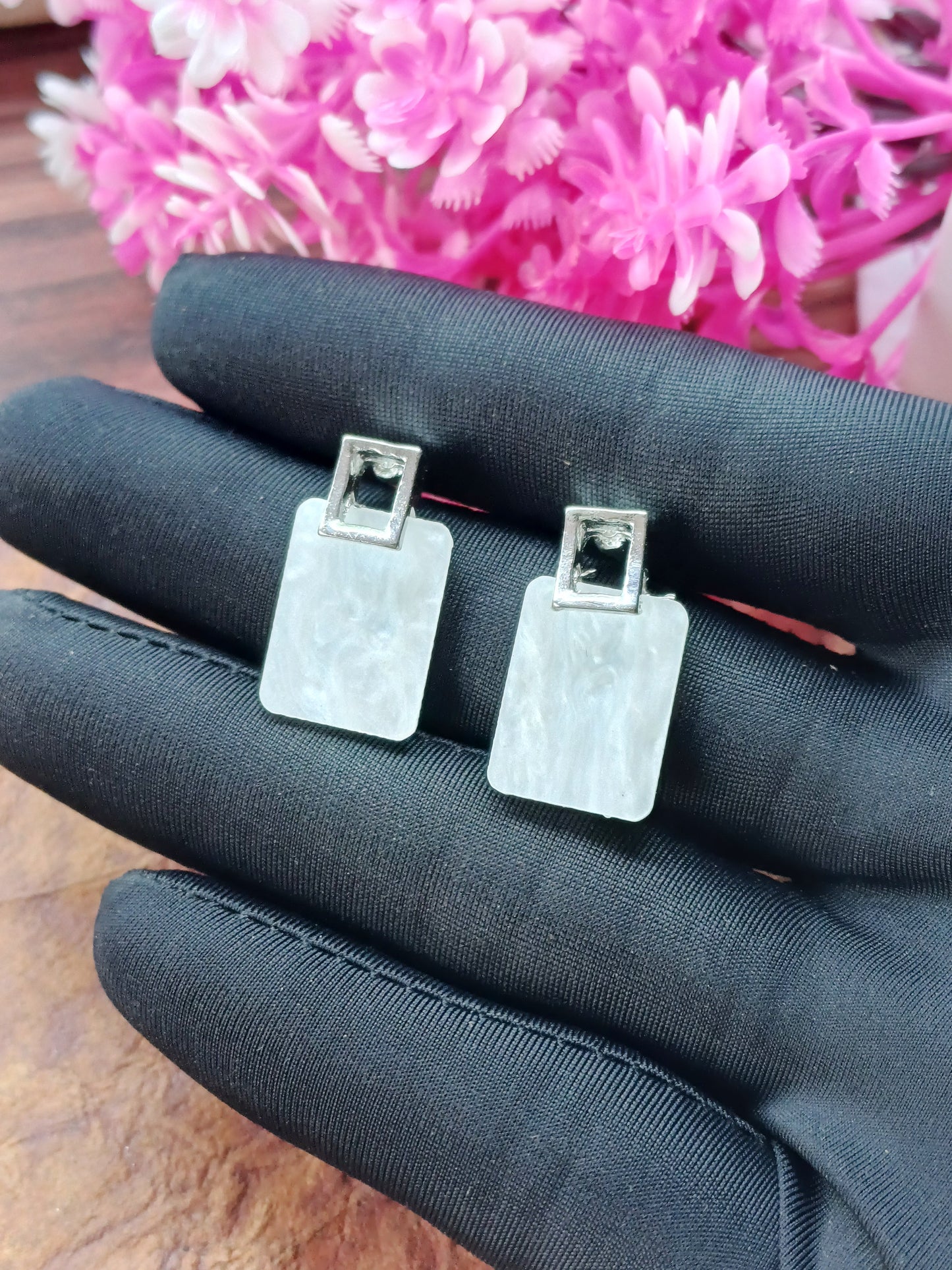 Elegant Mother of Pearl Tops – Rose Gold & White Gold Plated 12