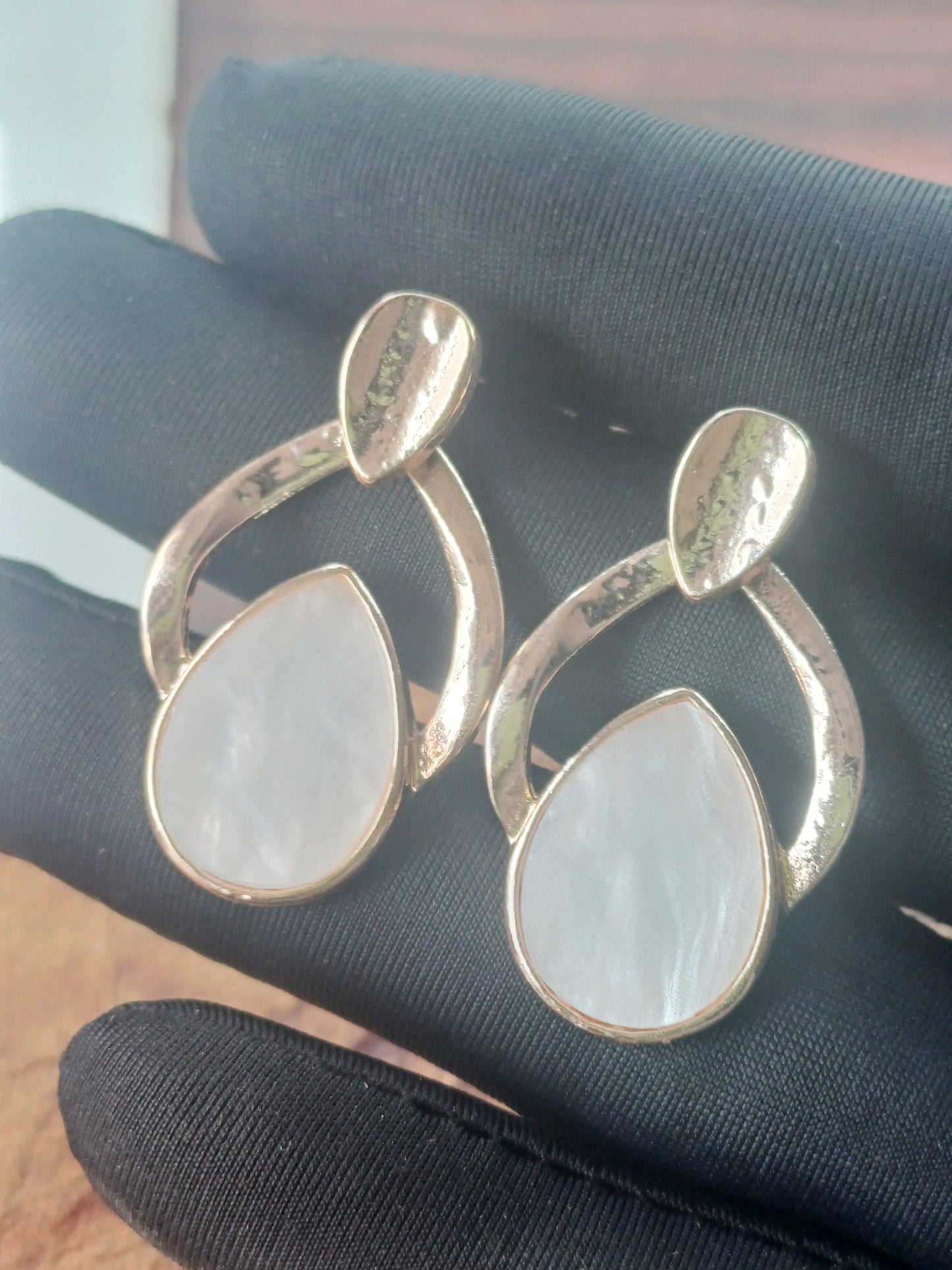 Botanical Leaf Drop Earrings – White Gold Plated & Rose Gold Plated 09