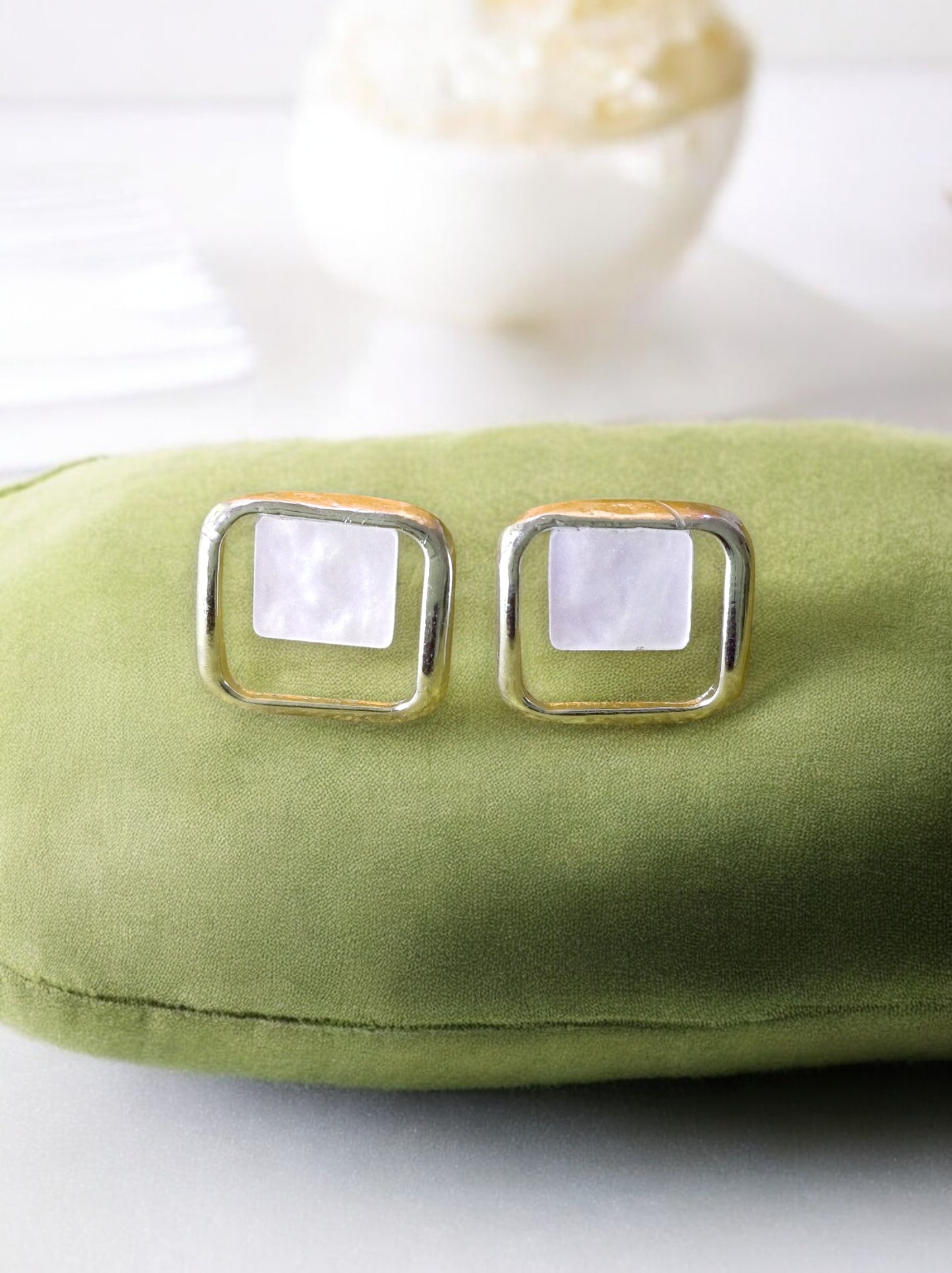 Rose Gold and White gold Plated Minimalist Square Tops 01