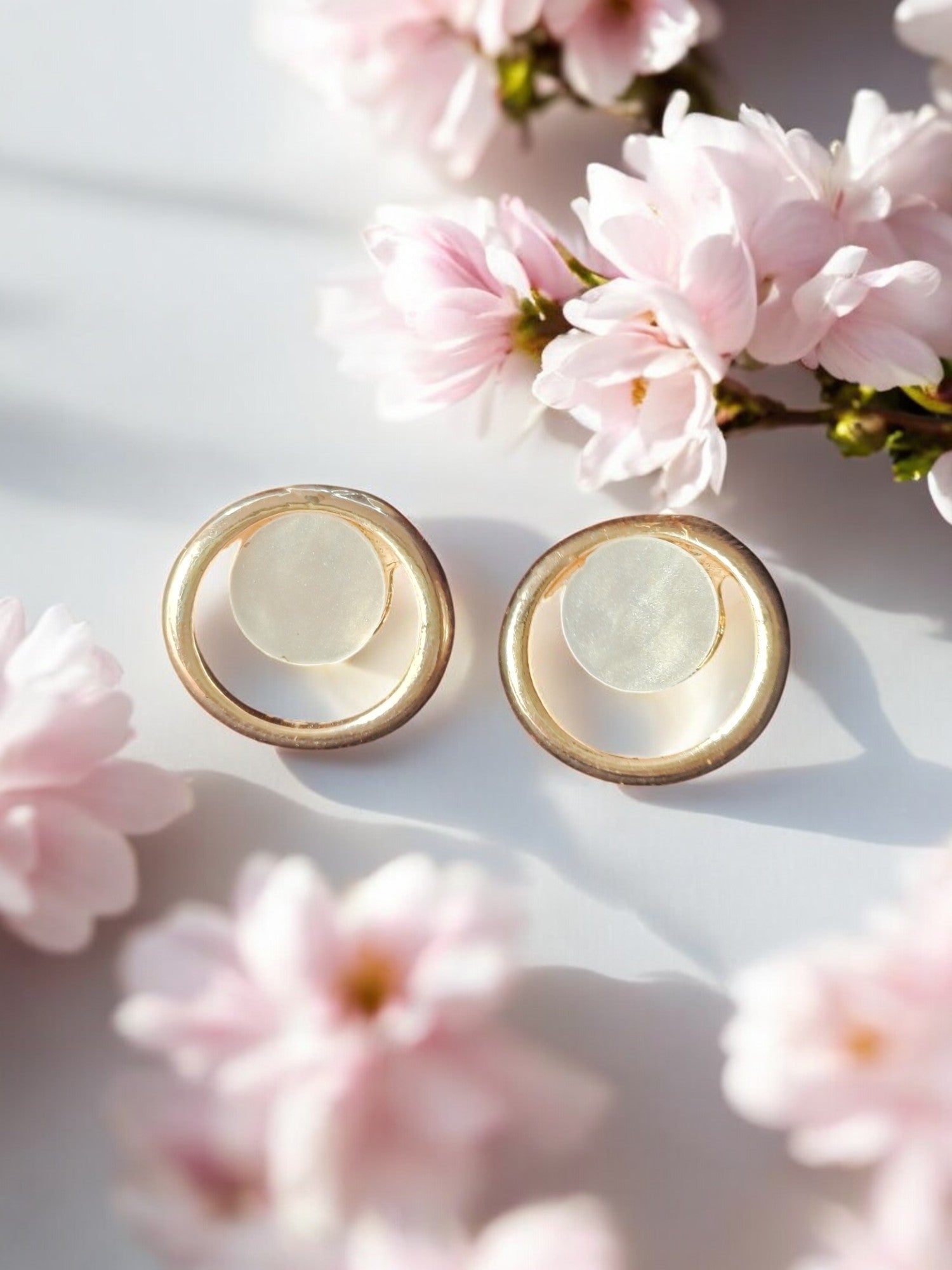 Modern Circle Charm Tops – Rose Gold Plated & White Gold Plated