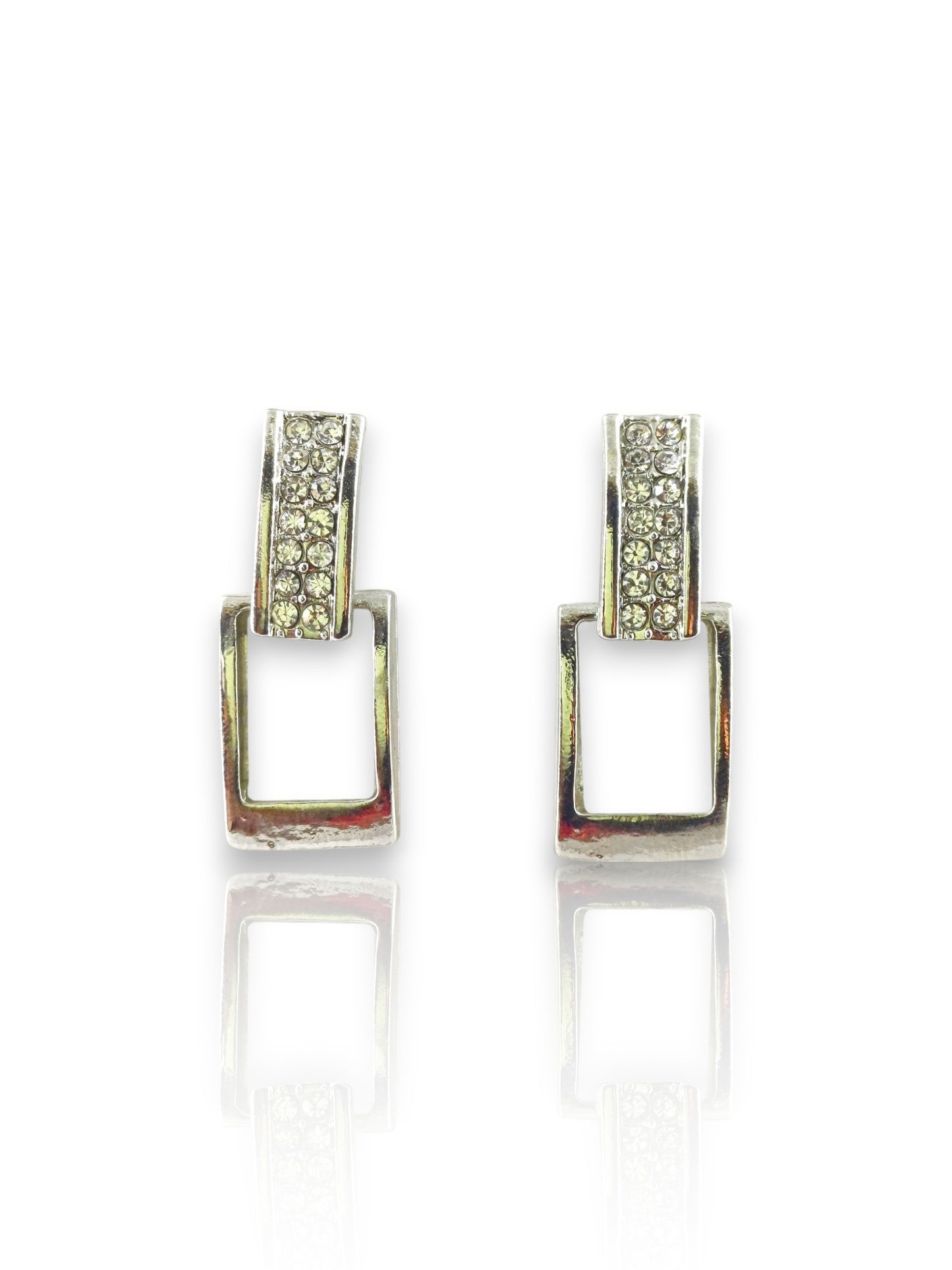 Sleek White Gold Plated Oval Mother-of-Pearl Earrings 07