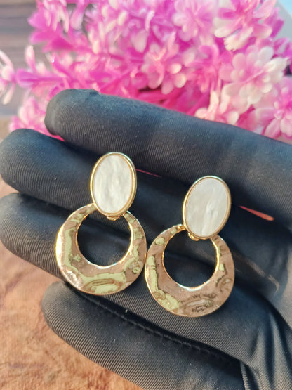 Oval Top & Rustic Hammered Ring Earrings 04