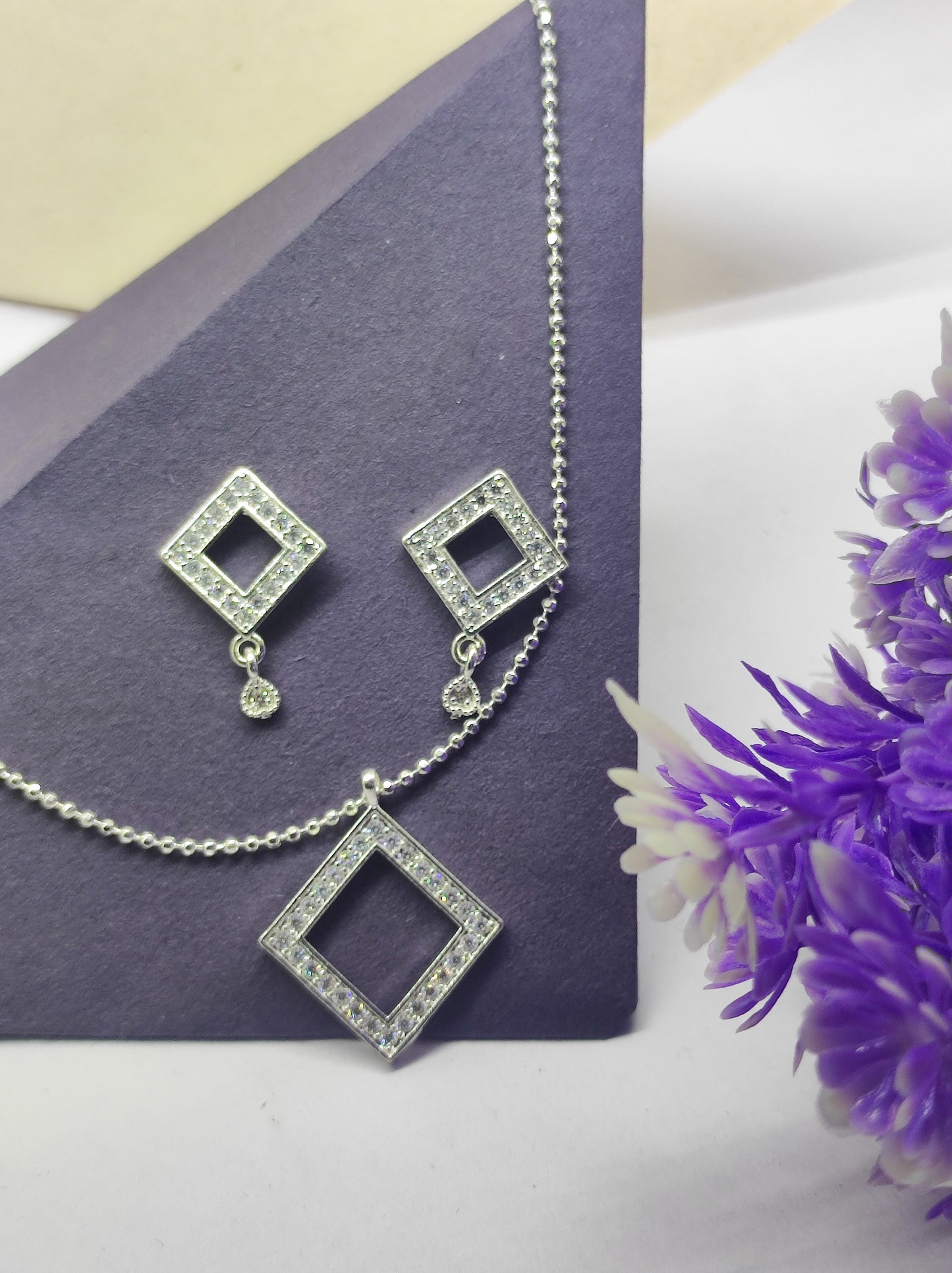 Square shape Chain Pendant Set with Earring