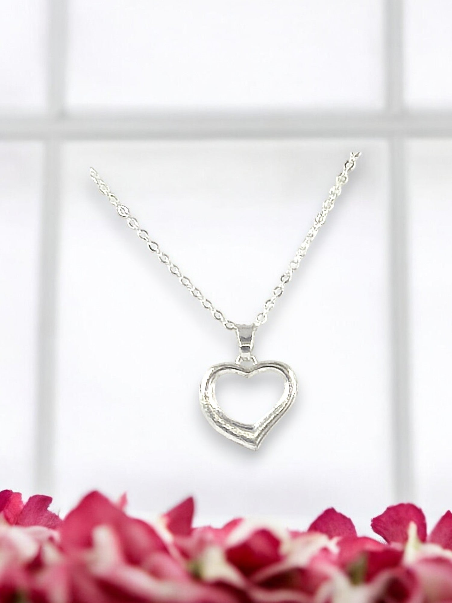 Elegant Open Heart Pendant with chain