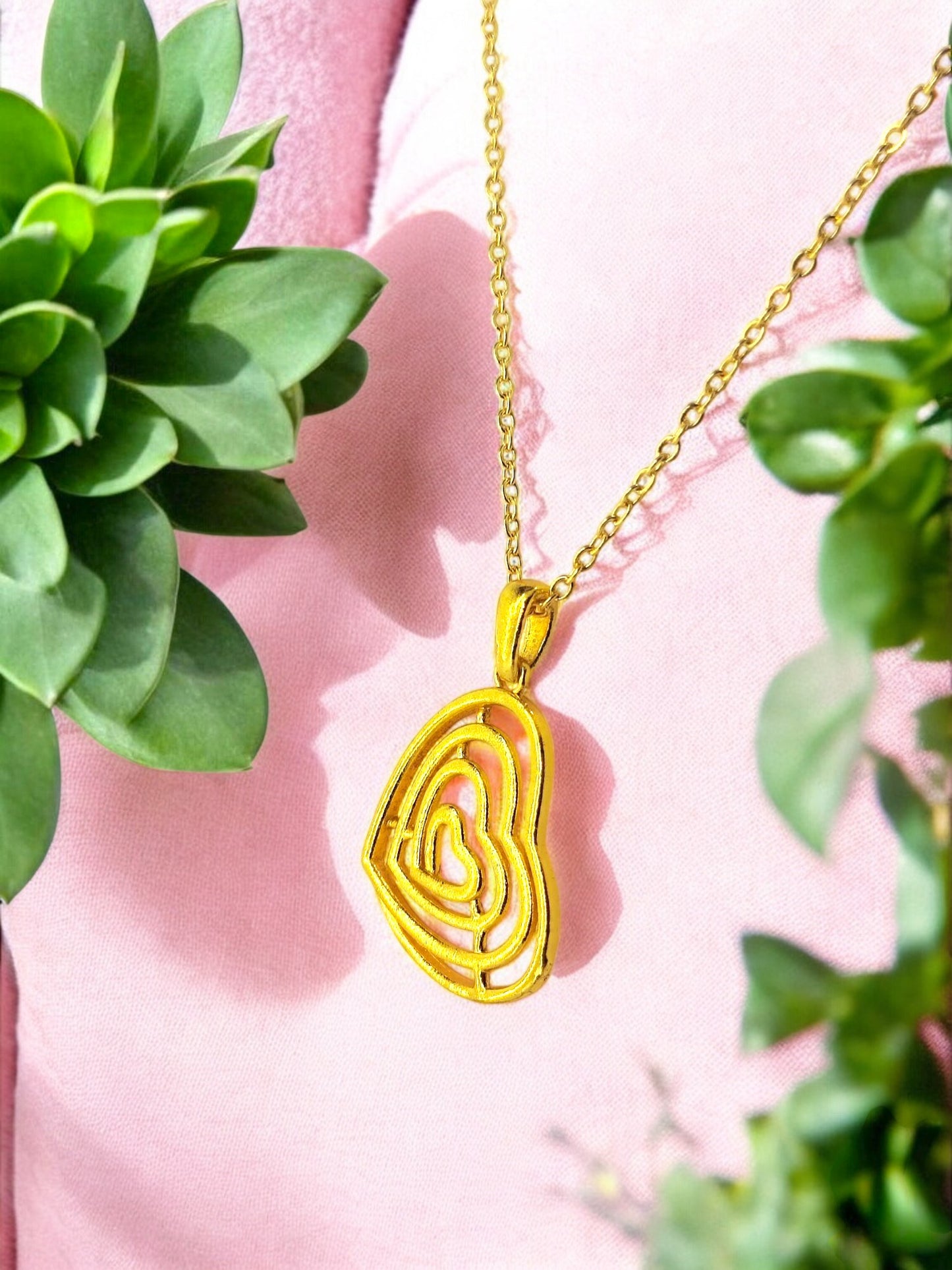 Radiant Ripple Heart Pendant with chain 07