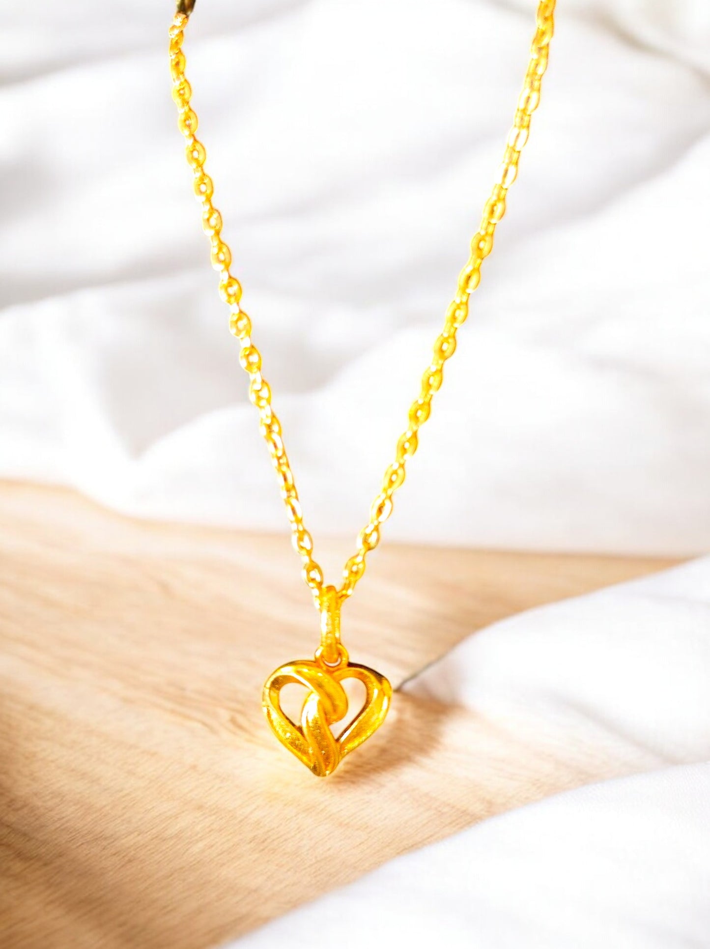 Intertwined Hearts Forever Pendant with Chain 09