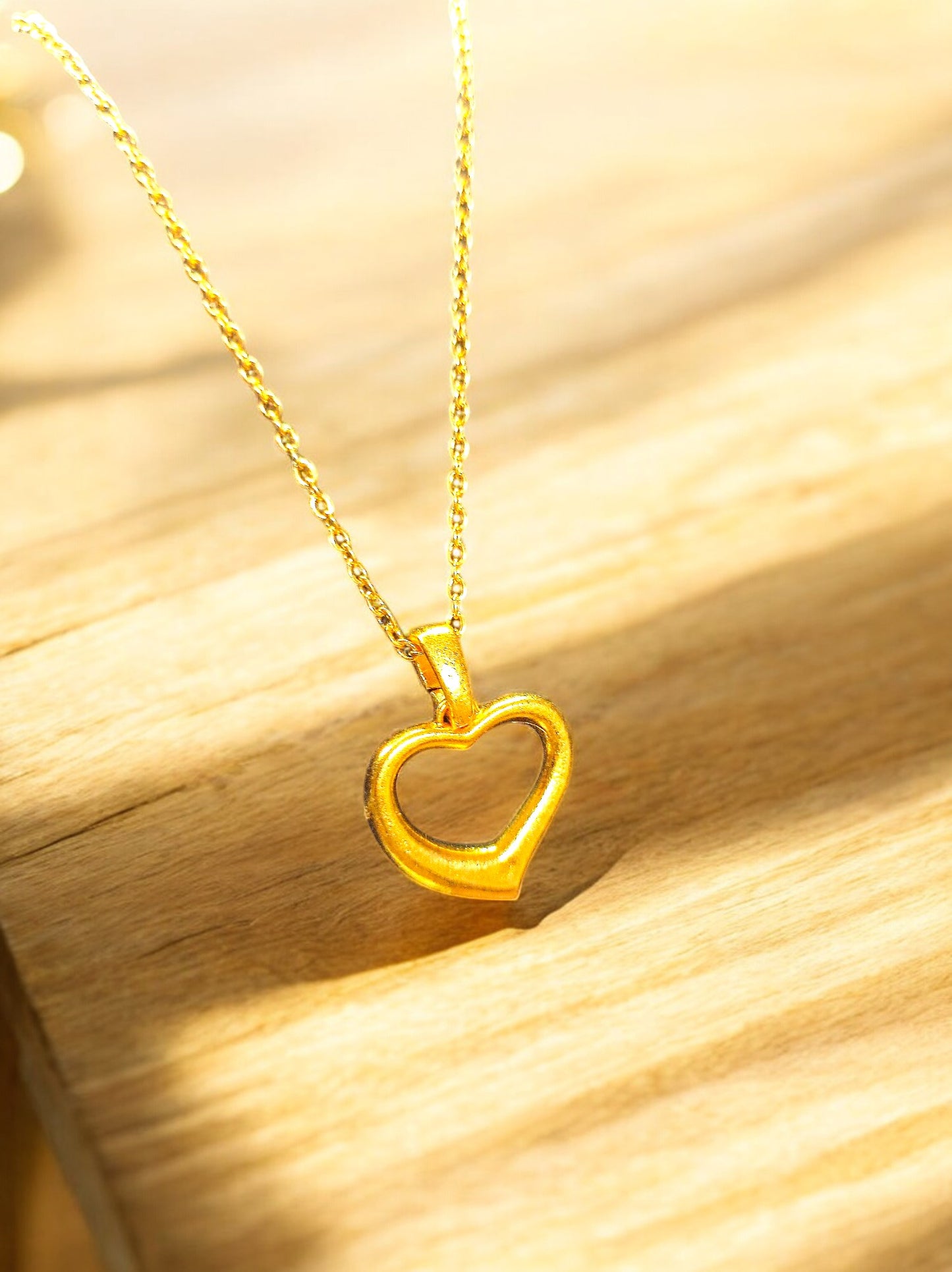 Elegant Open Heart Pendant with chain 02