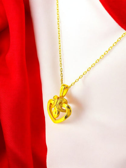 Royal Embrace Heart Pendant with chain 06