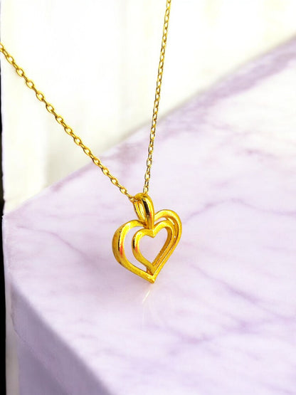 Eternal Bond – Elegant Heart Gold Pendant 03